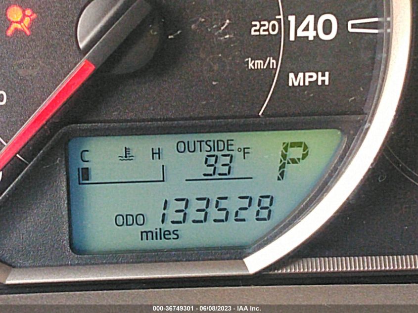 2013 TOYOTA RAV4 XLE - JTMWFREV7D5012690