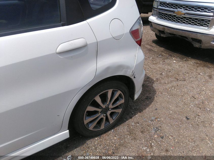 2013 HONDA FIT SPORT - JHMGE8H56DC008749