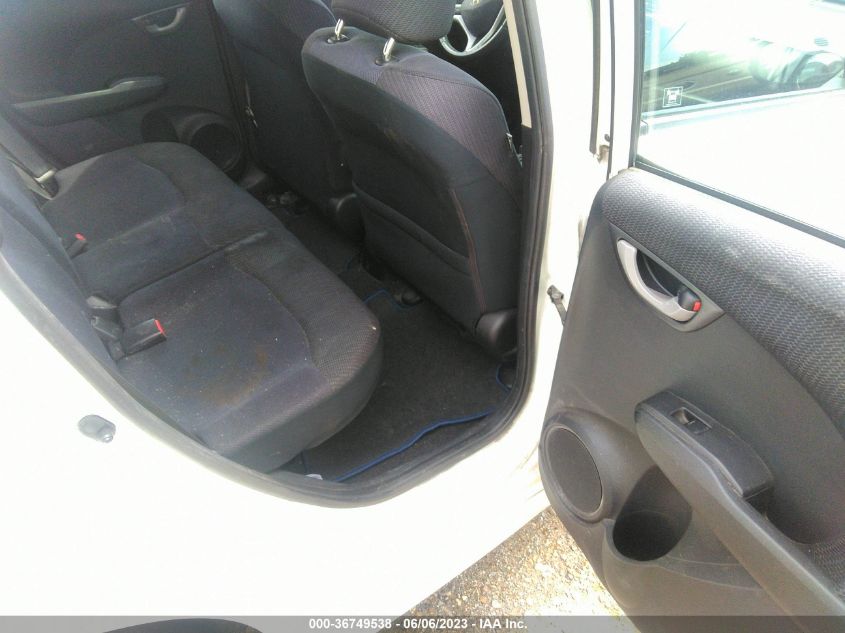 2013 HONDA FIT SPORT - JHMGE8H56DC008749