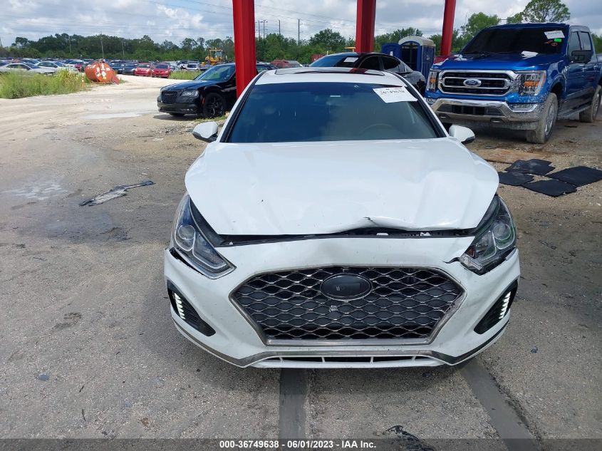 2019 HYUNDAI SONATA SPORT - 5NPE34AF3KH743586