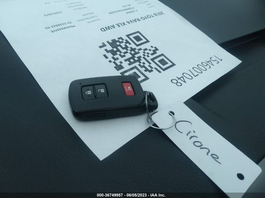 2018 TOYOTA RAV4 ADVENTURE/XLE - 2T3RFREV0JW705599