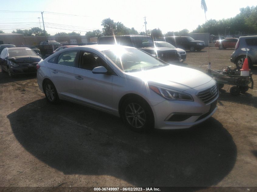 2016 HYUNDAI SONATA 2.4L SE - 5NPE24AF7GH331231