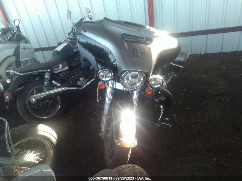 2016 HARLEY-DAVIDSON FLHTKL ULTRA LIMITED LOW 1HD1KKL13GB673988