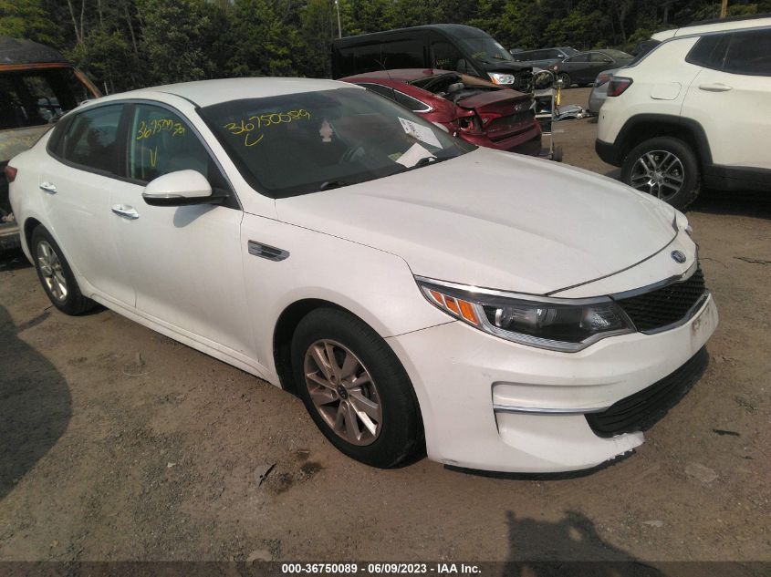 VIN 5XXGT4L3XJG209393 2018 KIA OPTIMA no.1