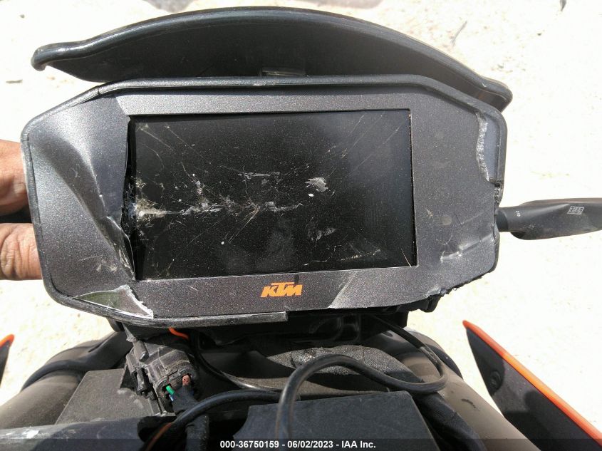 2020 KTM 790 DUKE VBKTU6401LM778768