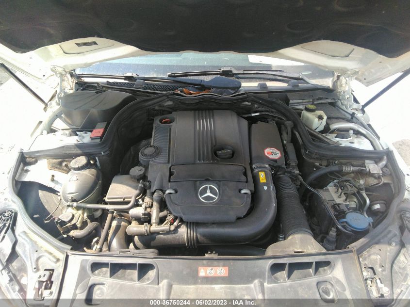 2013 MERCEDES-BENZ C-CLASS C 250 - WDDGF4HB8DR300581