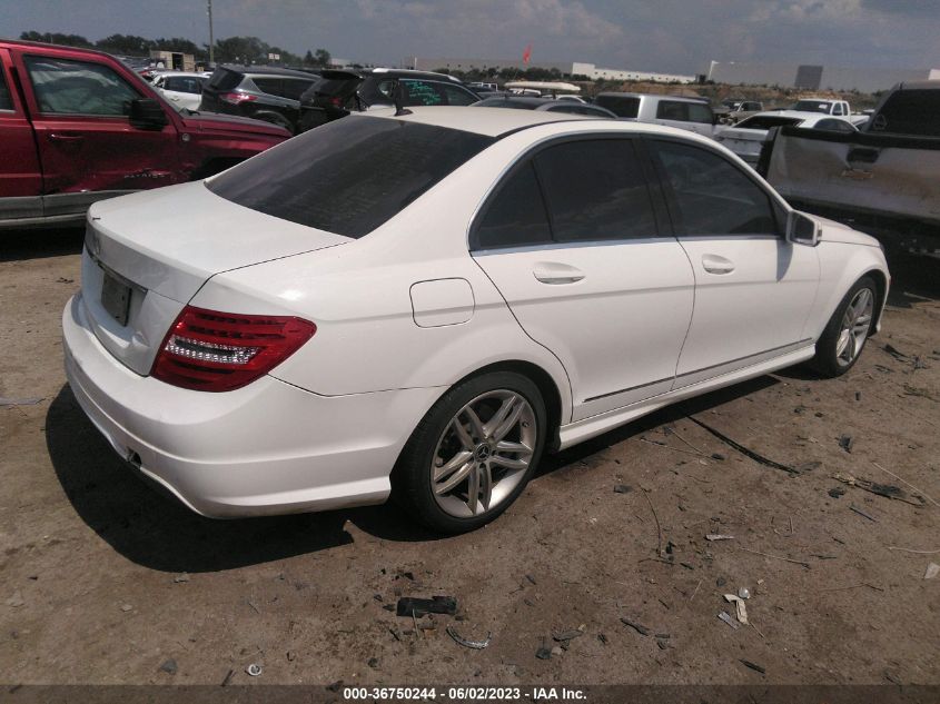 2013 MERCEDES-BENZ C-CLASS C 250 - WDDGF4HB8DR300581