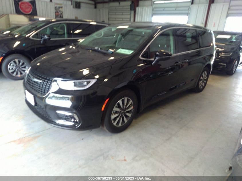 2023 CHRYSLER PACIFICA HYBRID TOURING L - 2C4RC1L70PR555866