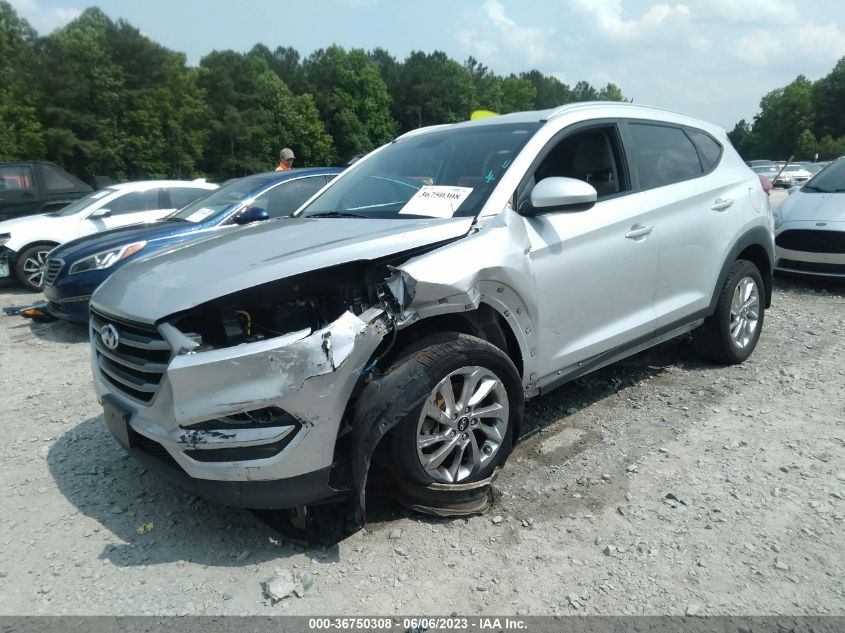 2017 HYUNDAI TUCSON SE - KM8J3CA42HU292054