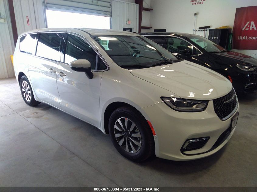2023 CHRYSLER PACIFICA HYBRID TOURING L - 2C4RC1L74PR562609