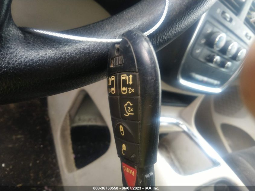 2013 DODGE GRAND CARAVAN SXT - 2C4RDGCG9DR548782