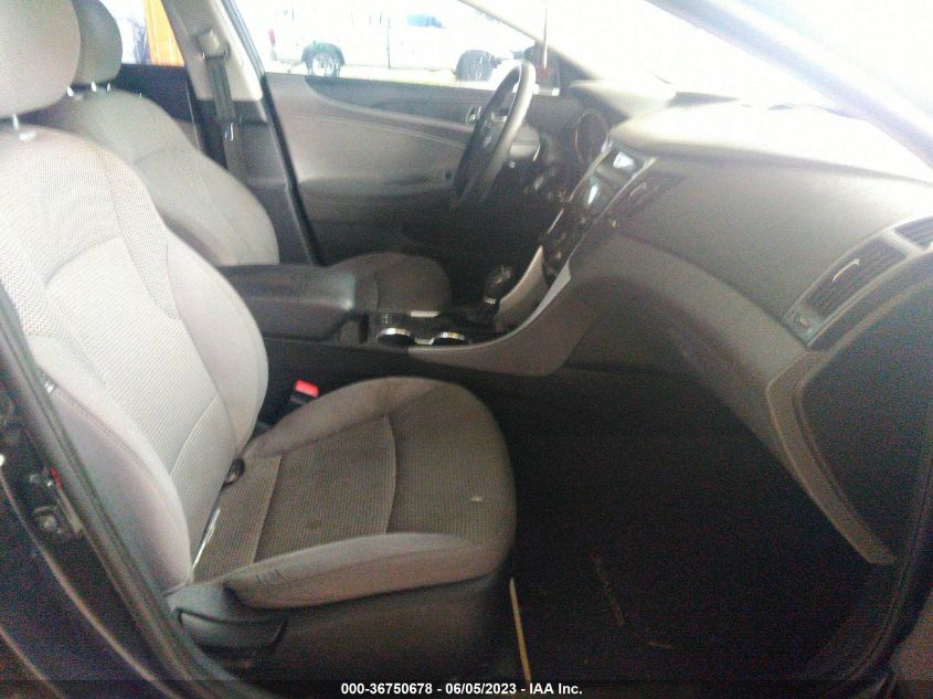 2013 HYUNDAI SONATA GLS - 5NPEB4AC3DH522050