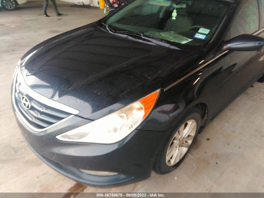 2013 HYUNDAI SONATA GLS - 5NPEB4AC3DH522050