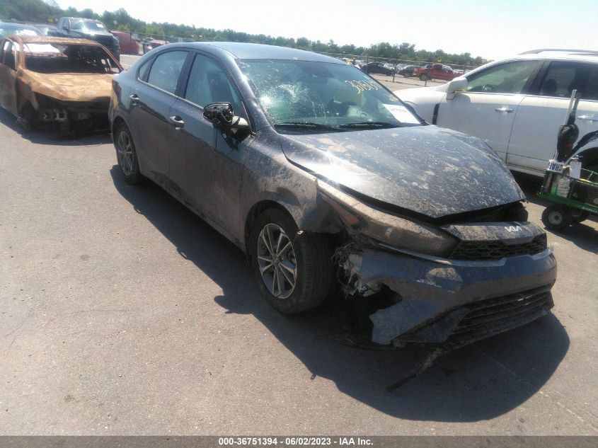 2022 KIA FORTE LXS - 3KPF24AD8NE483636