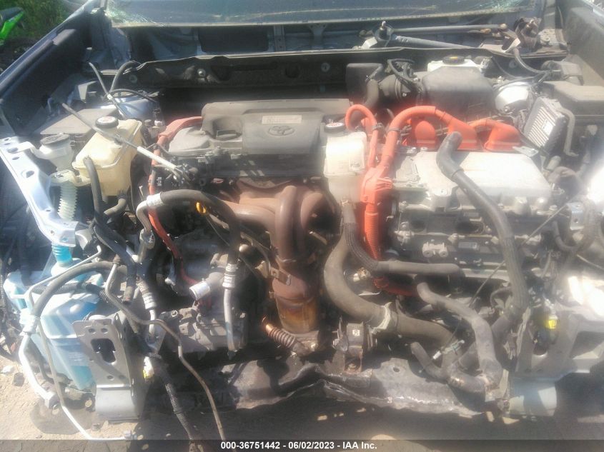 2017 TOYOTA RAV4 HYBRID XLE/LE PLUS - JTMRJREV8HD102387