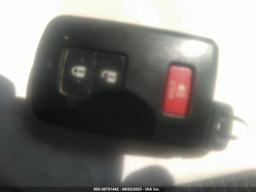 2017 TOYOTA RAV4 HYBRID XLE/LE PLUS - JTMRJREV8HD102387