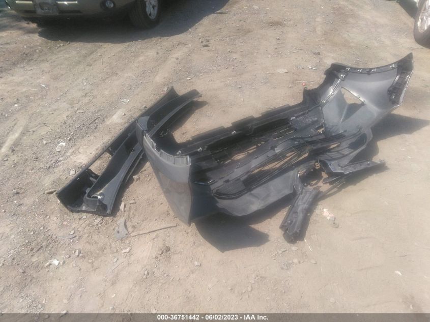 2017 TOYOTA RAV4 HYBRID XLE/LE PLUS - JTMRJREV8HD102387