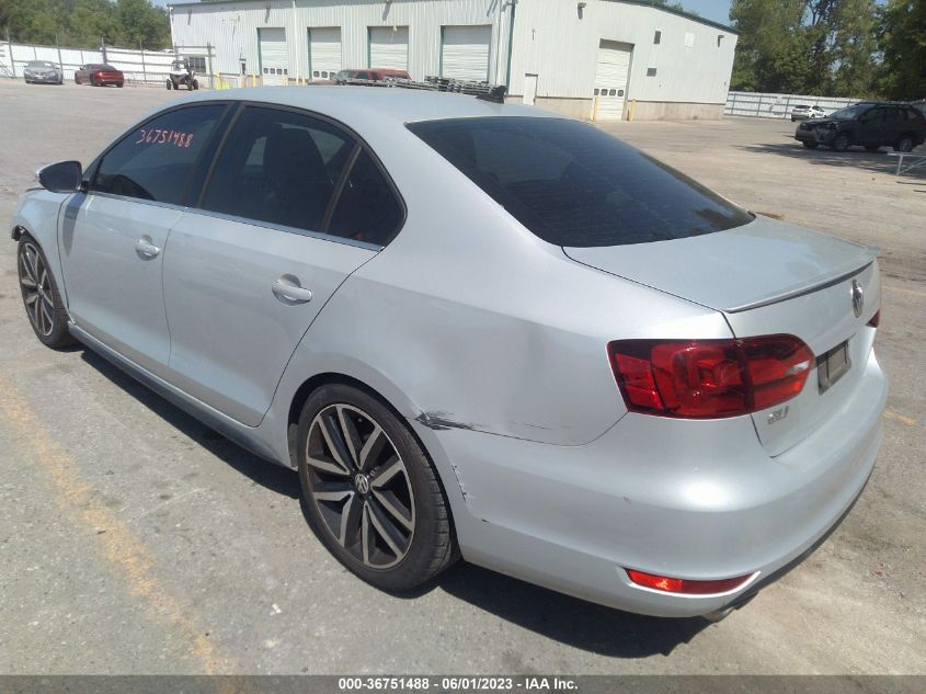 2013 VOLKSWAGEN GLI AUTOBAHN W/NAV 3VW467AJ6DM226124