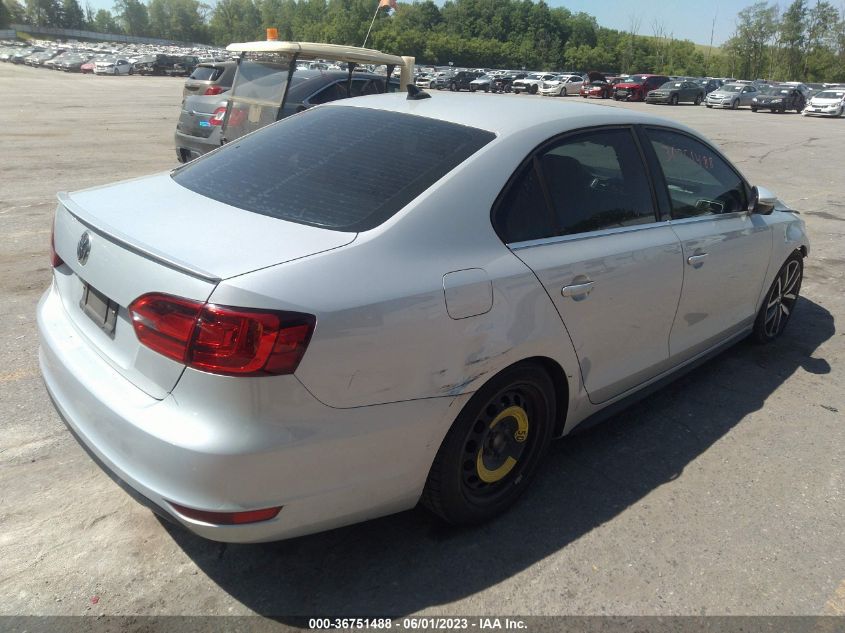 2013 VOLKSWAGEN GLI AUTOBAHN W/NAV 3VW467AJ6DM226124