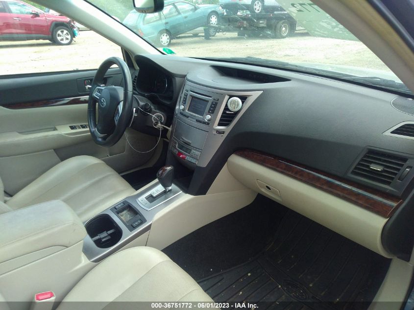 2014 SUBARU LEGACY 2.5I LIMITED - 4S3BMCL68E3032389