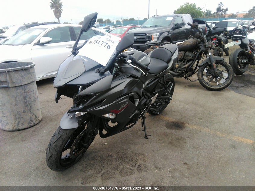 VIN ML5EXEN15NDA72227 2022 KAWASAKI EX650 N