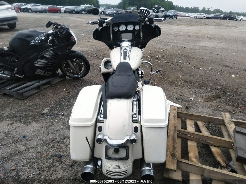 2015 HARLEY-DAVIDSON FLHXS STREET GLIDE SPECIAL - 1HD1KRM19FB678456