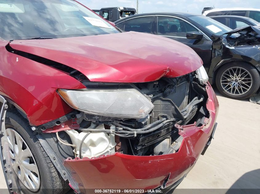 2015 NISSAN ROGUE S - KNMAT2MTXFP576657