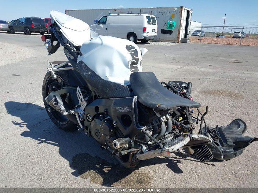 2008 SUZUKI GSX-R1000 - JS1GT77A782105349