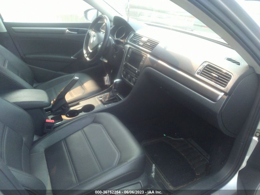 2018 VOLKSWAGEN PASSAT 2.0T S/R-LINE - 1VWAA7A3XJC034222