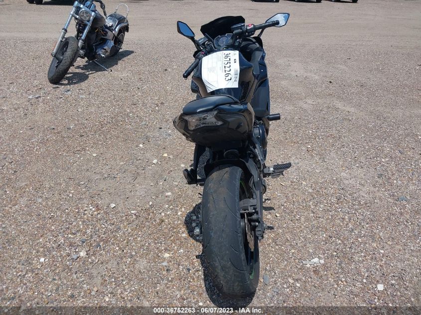 2019 KAWASAKI EX650 F - JKAEXEK14KDA30339