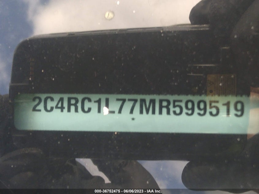 VIN 2C4RC1L77MR599519 2021 CHRYSLER PACIFICA