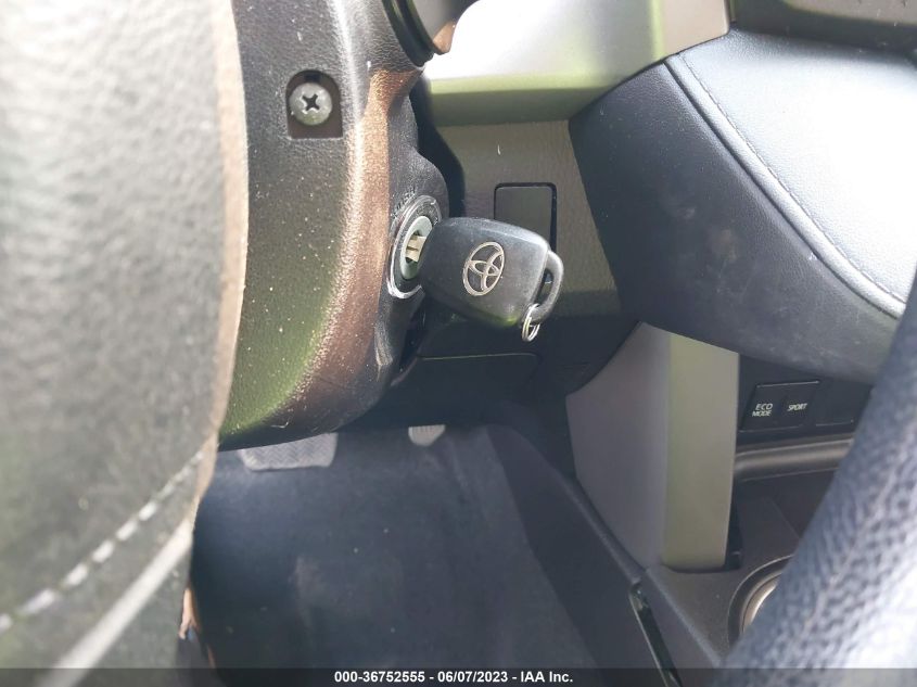 2018 TOYOTA RAV4 LE - 2T3BFREV6JW713031