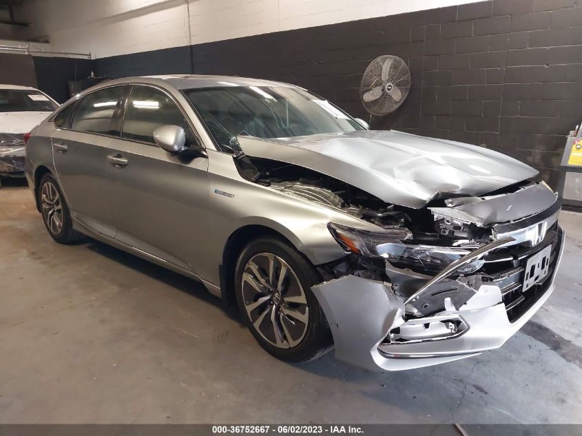 1HGCV3F69JA006548 HONDA ACCORD HYBRID EX-L W/NAVI 2018