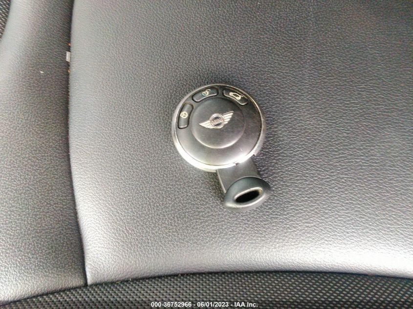 2014 MINI COOPER ROADSTER S - WMWSY3C58ET566369