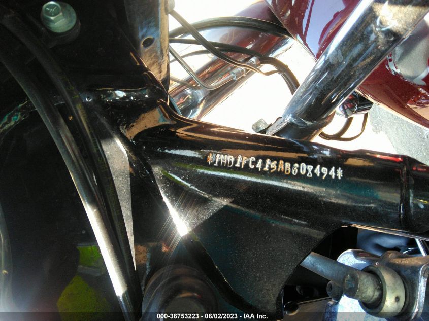 2010 HARLEY-DAVIDSON FLHTCU - 1HD1FC415AB608494
