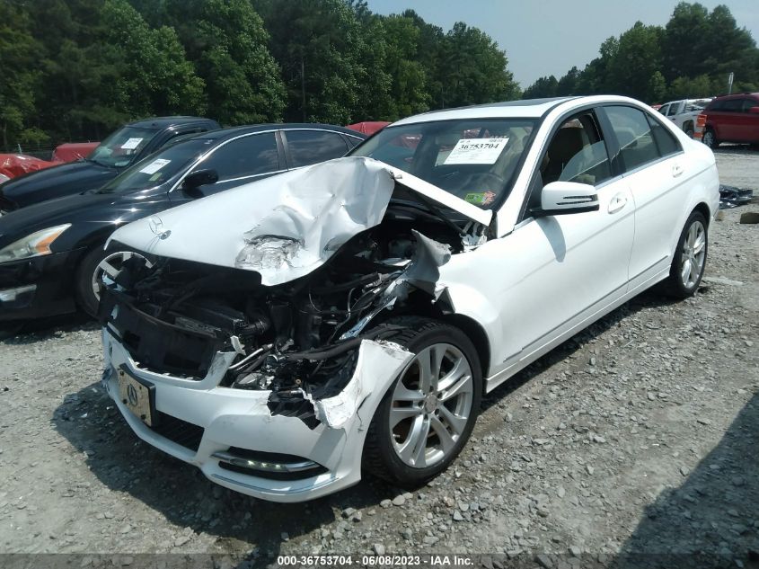 2013 MERCEDES-BENZ C-CLASS C 300 - WDDGF8AB6DR283474