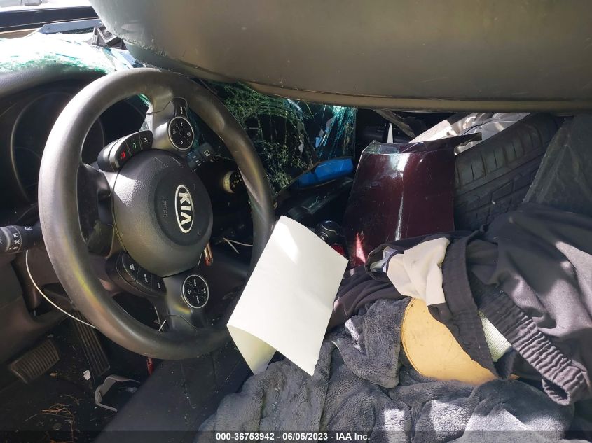 2014 KIA SOUL + - KNDJP3A55E7102999