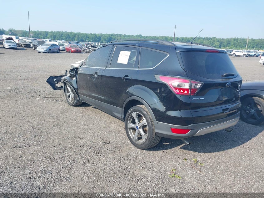 VIN 1FMCU0GD9HUB12080 2017 FORD ESCAPE SE