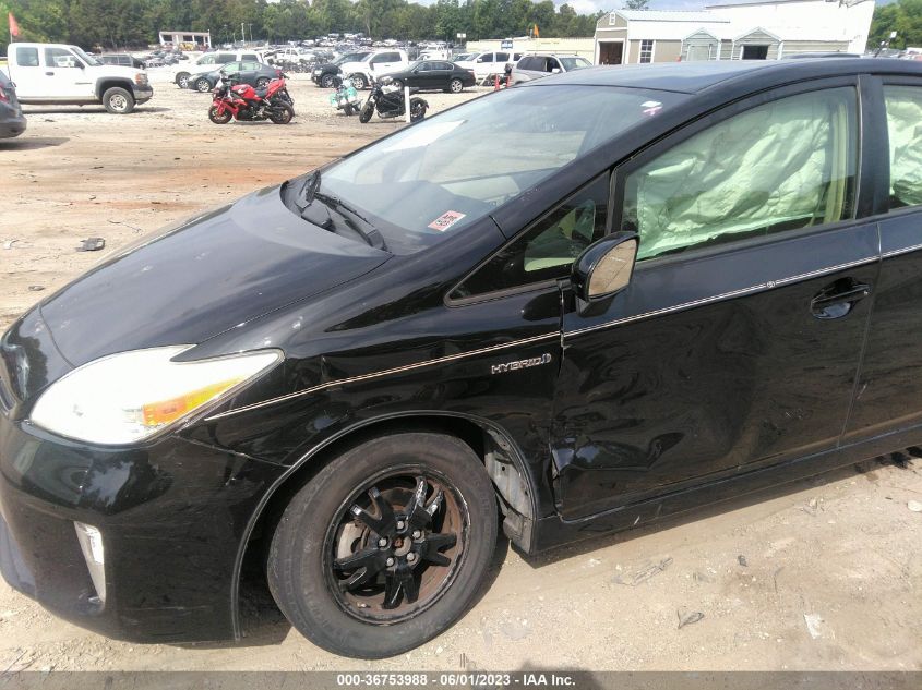 2015 TOYOTA PRIUS FOUR - JTDKN3DU5F0420175