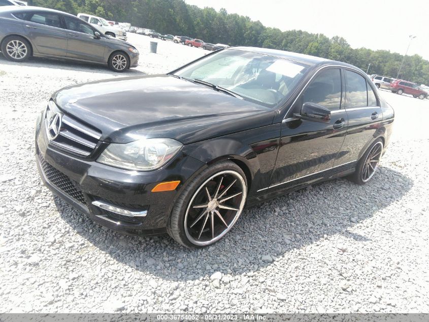 2014 MERCEDES-BENZ C-CLASS C 250 - WDDGF4HB5EA942336