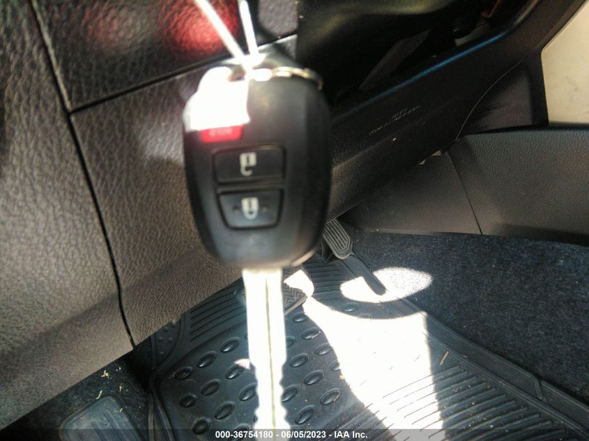 2014 TOYOTA RAV4 XLE - 2T3RFREV5EW162031