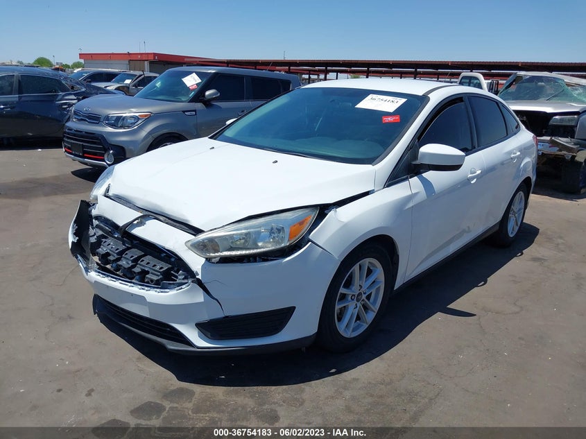 VIN 1FADP3F23JL280235 2018 FORD FOCUS SE
