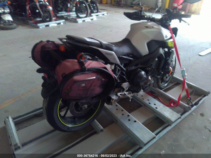 2017 YAMAHA FZ09 JYARN53E7HA001077
