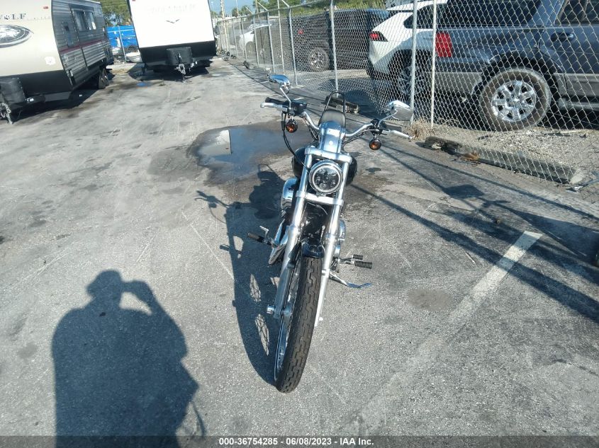 2009 HARLEY-DAVIDSON XL1200 C - 1HD1CT3139K400619