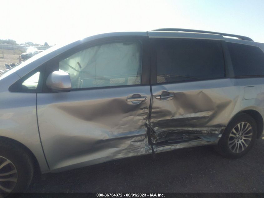 5TDYZ3DCXKS017340 2019 TOYOTA SIENNA, photo no. 6