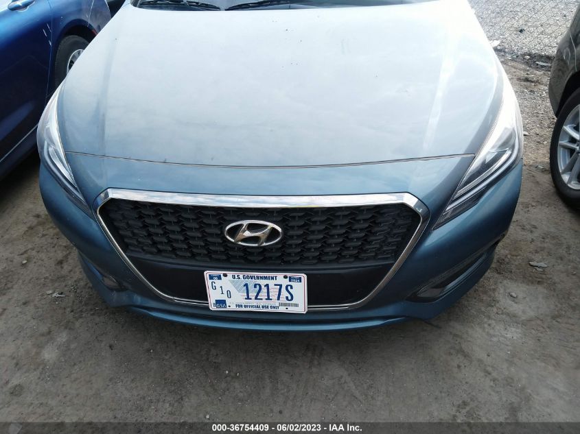 2016 HYUNDAI SONATA HYBRID SE - KMHE24L18GA036093
