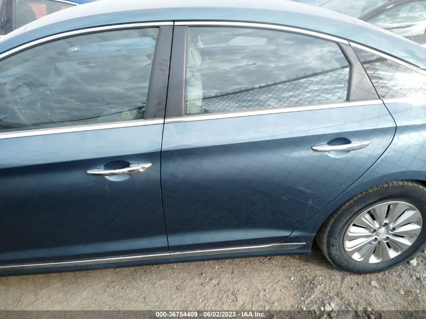 2016 HYUNDAI SONATA HYBRID SE - KMHE24L18GA036093