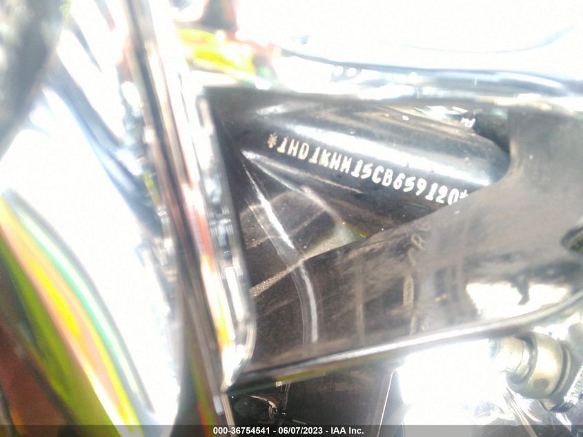 2012 HARLEY-DAVIDSON FLTRX ROAD GLIDE CUSTOM - 1HD1KHM15CB659120