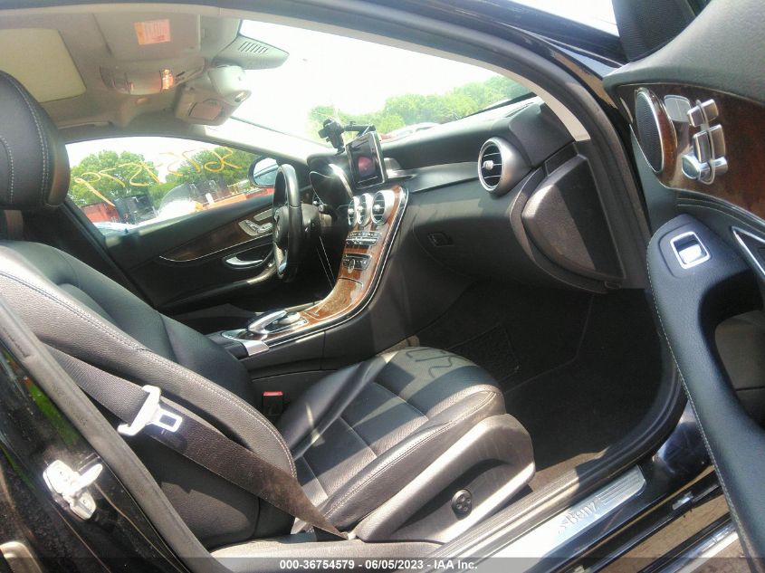 2016 MERCEDES-BENZ C-CLASS C 300 - 55SWF4KB1GU110130