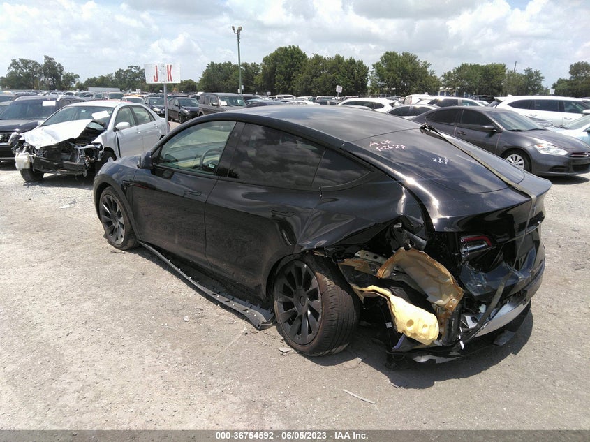 VIN 7SAYGDEE7PA044521 2023 TESLA MODEL Y LONG RANGE